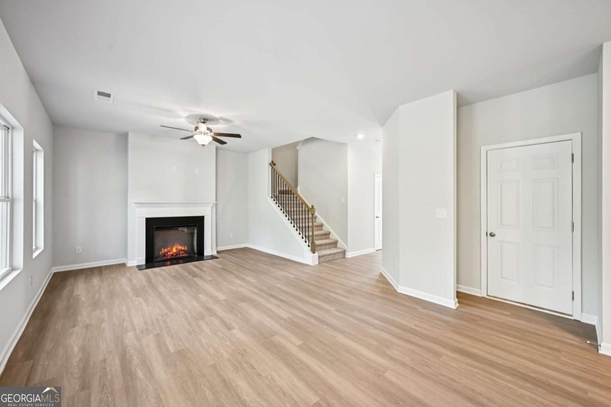 435 Lanier Circle Woodstock - 5