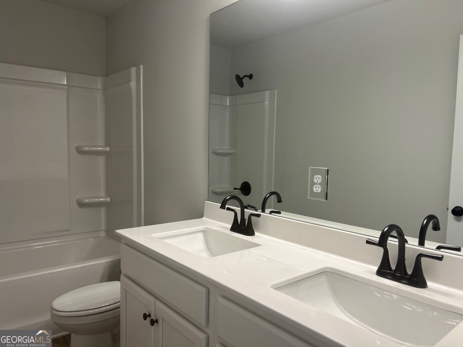 3526 Iron Hearth Bend Snellville - 21