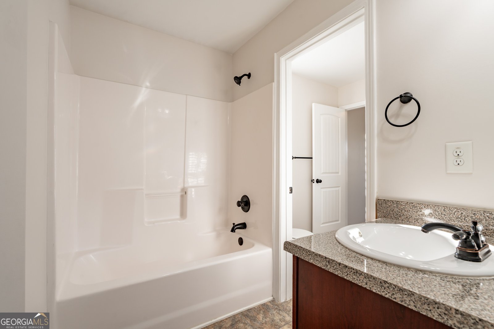 1337 CLARECASTLE Lane Buford - 17
