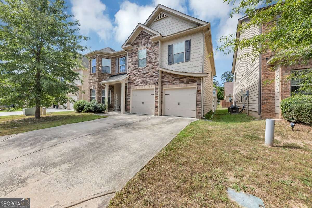 7801 Flyaway Road Fairburn - 1