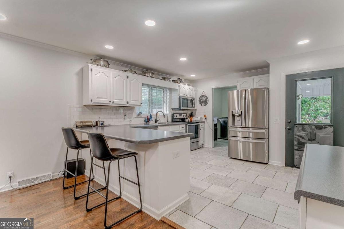 212 Sherwood Drive Calhoun - 11