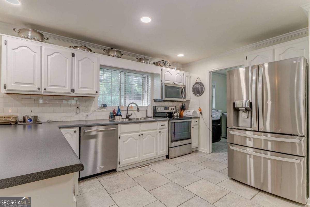 212 Sherwood Drive Calhoun - 15