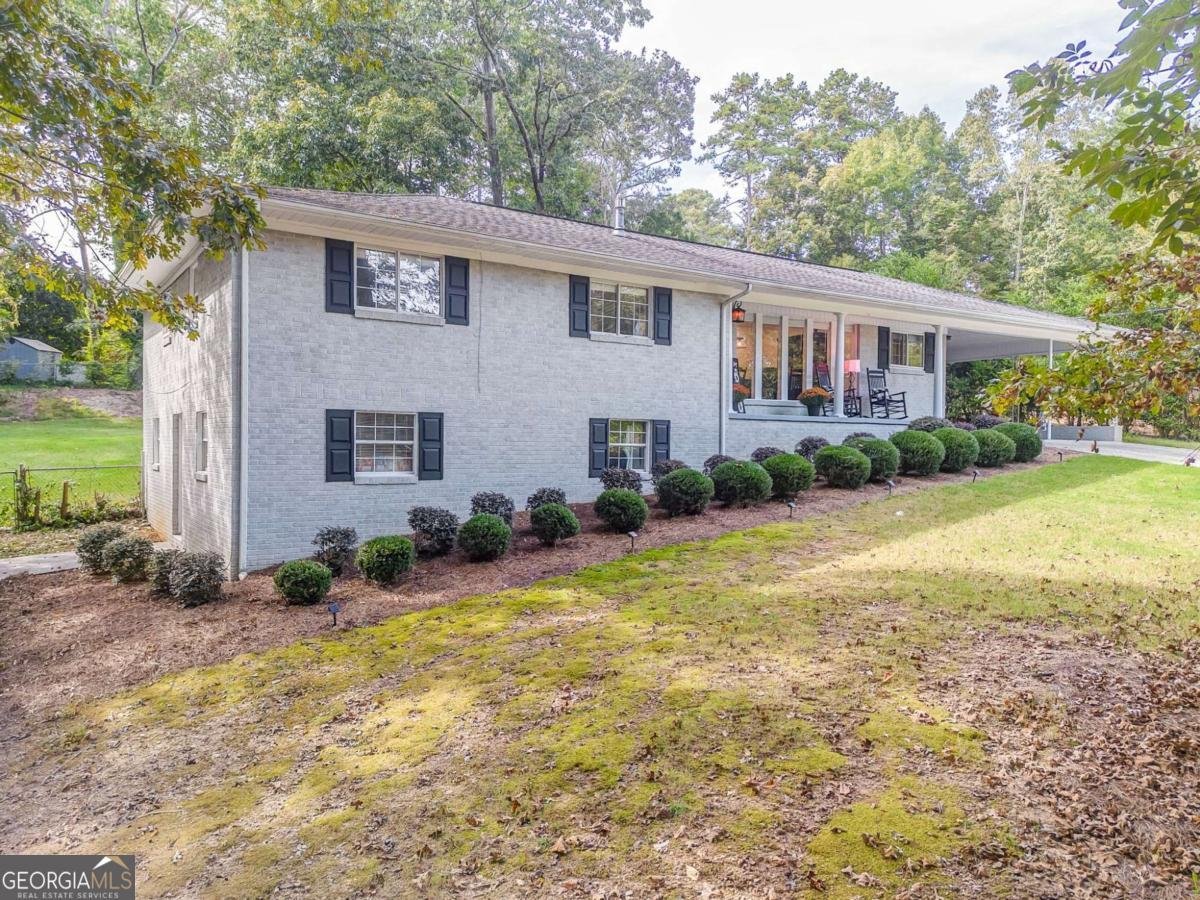 212 Sherwood Drive Calhoun - 2