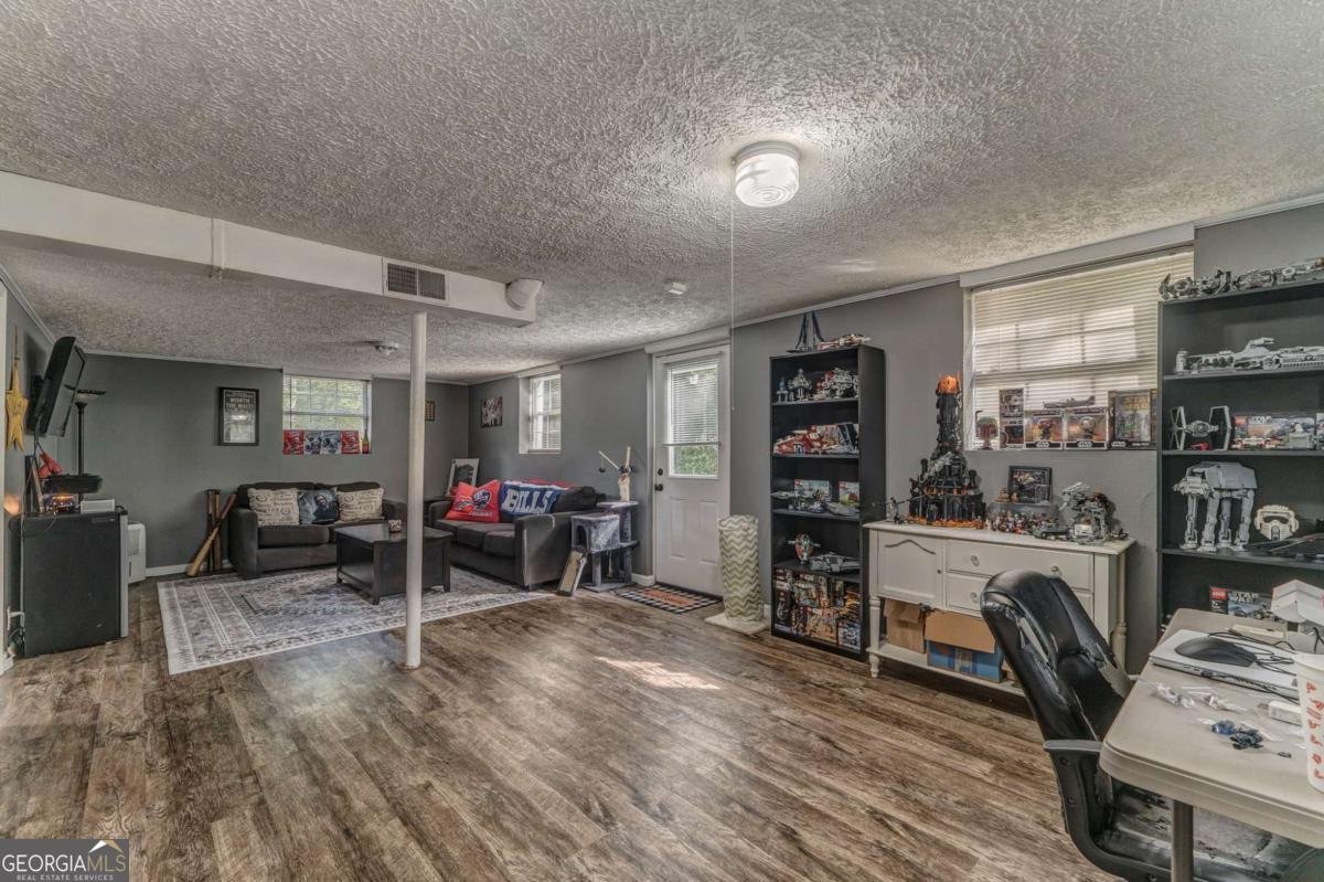 212 Sherwood Drive Calhoun - 34