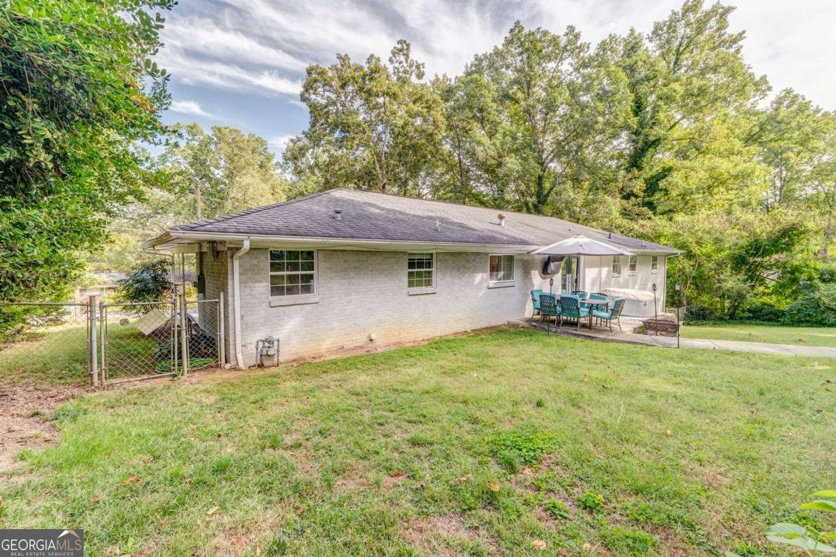 212 Sherwood Drive Calhoun - 39