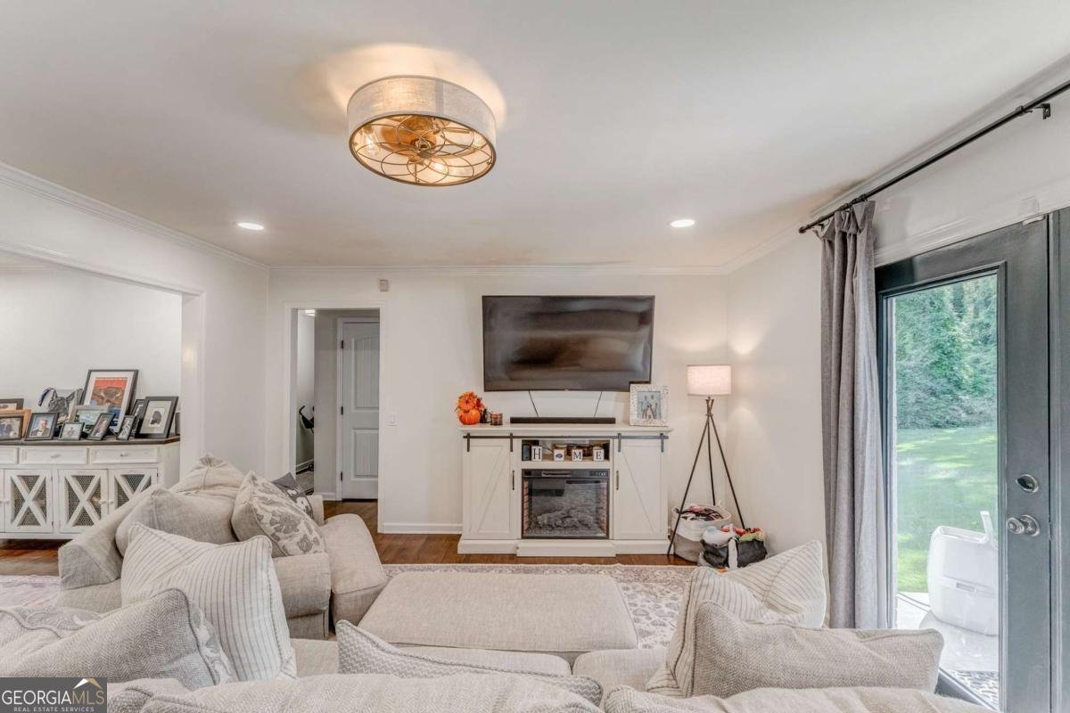 212 Sherwood Drive Calhoun - 9