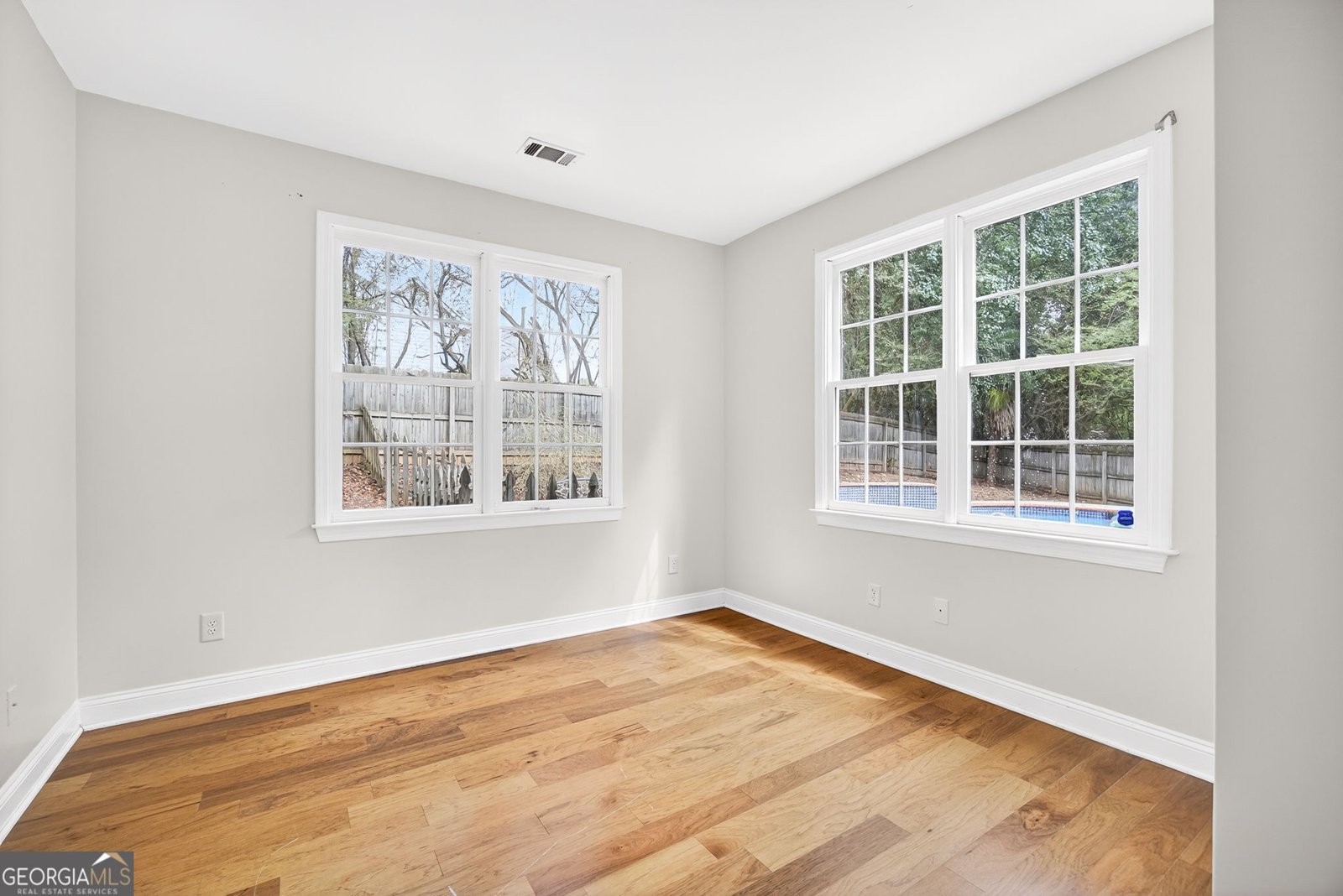 12595 Huntington Trace Alpharetta - 27