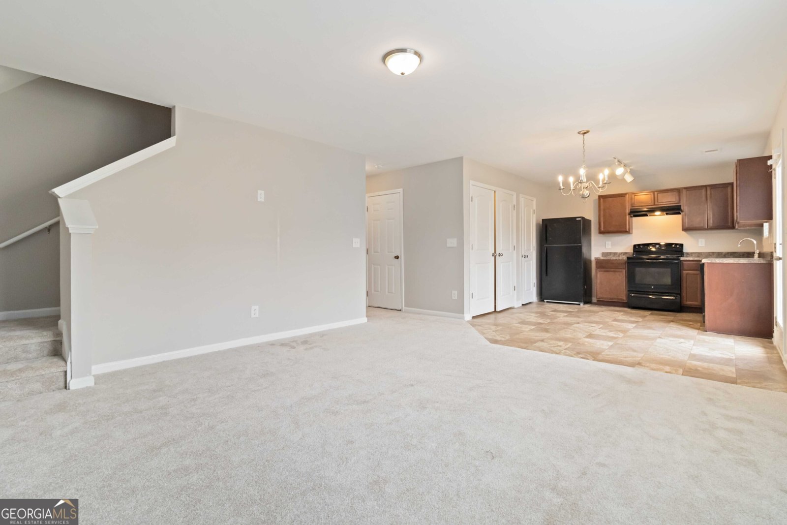 2877 S Hills Riverdale - 9