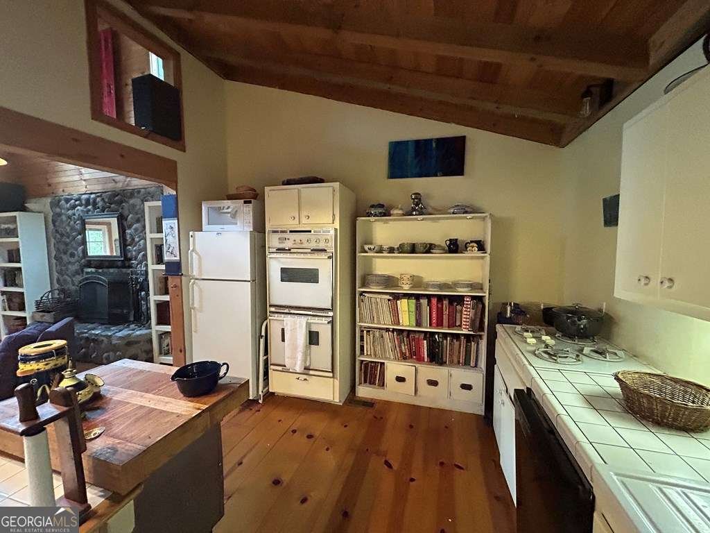 445 Twin Creeks Road Blue Ridge - 54