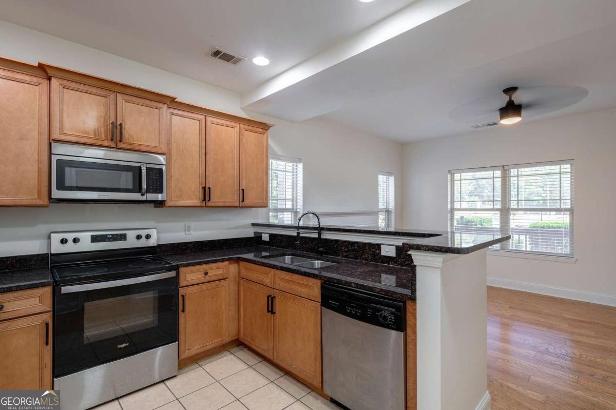 2401 Rose Palm Place Atlanta - 10