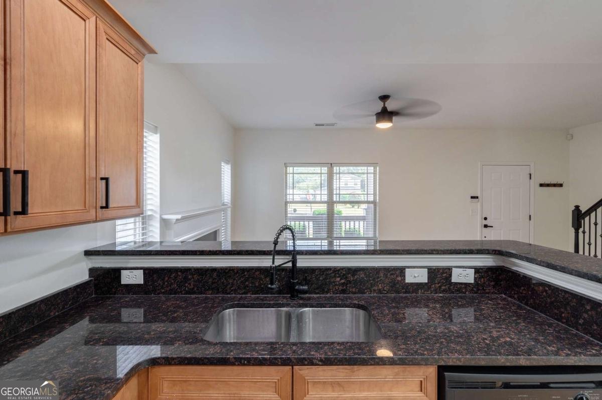 2401 Rose Palm Place Atlanta - 12