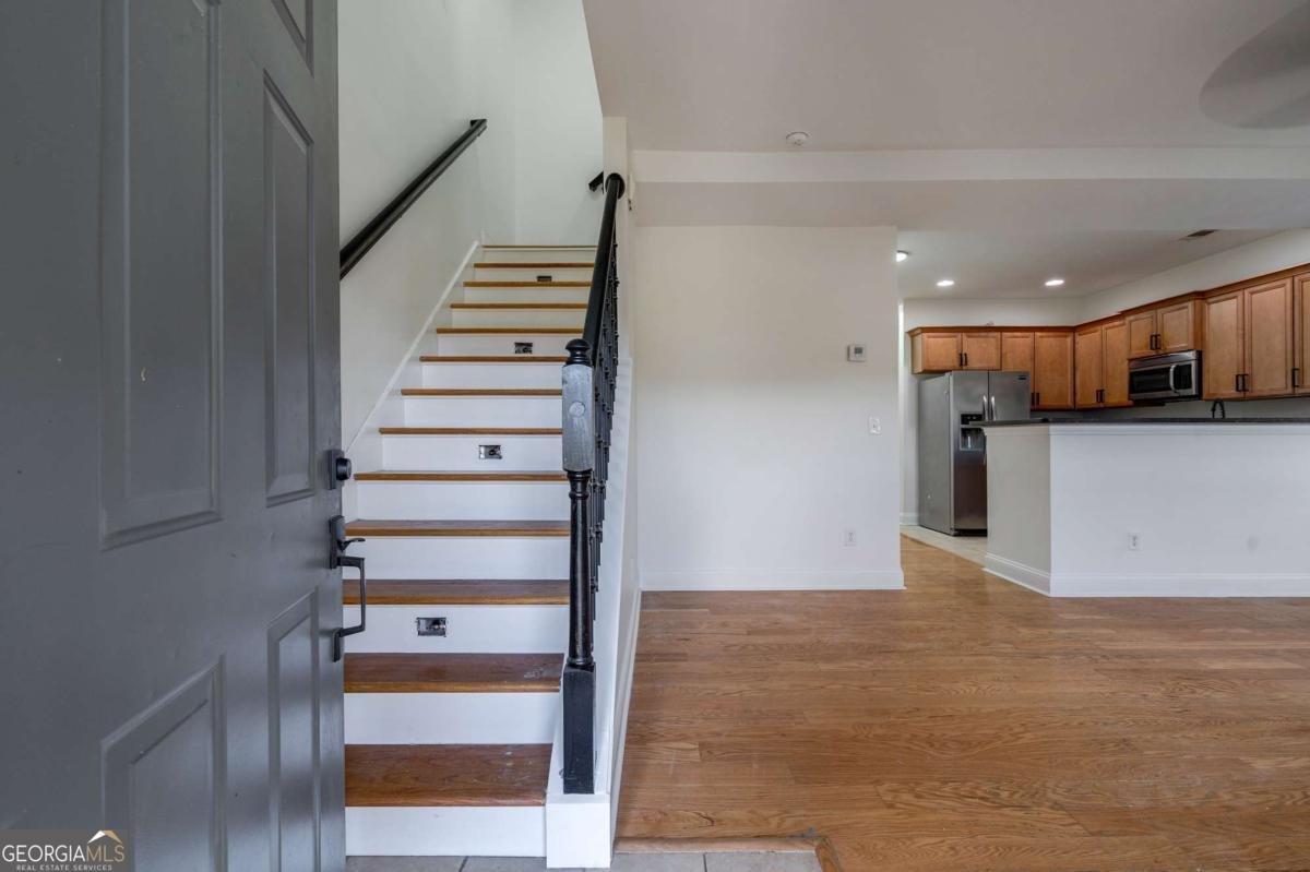 2401 Rose Palm Place Atlanta - 2