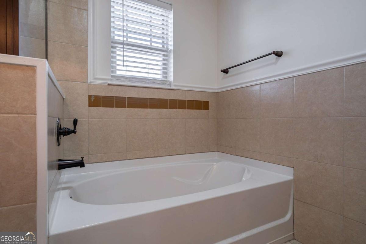 2401 Rose Palm Place Atlanta - 33