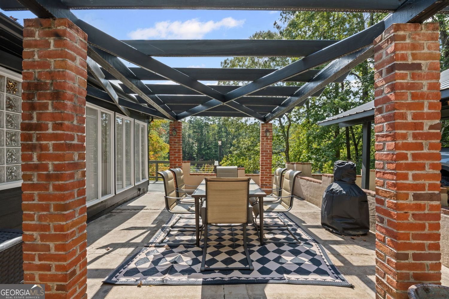 5469 Pine Forest Circle Gainesville - 44