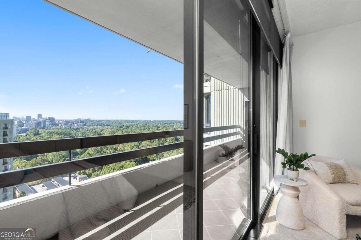 2660 Peachtree Road Atlanta - 20