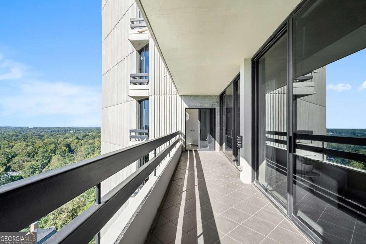 2660 Peachtree Road Atlanta - 36