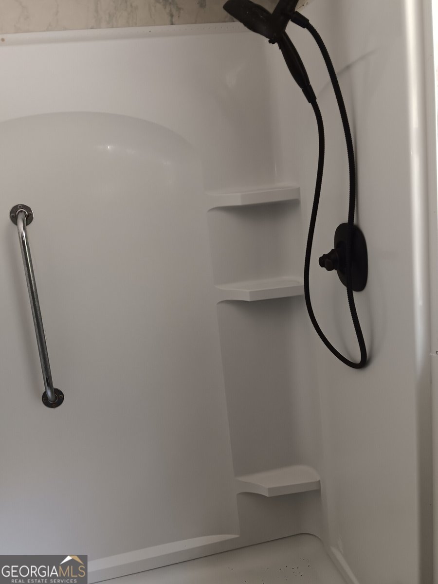 1530 Parker Road Sparta - 19