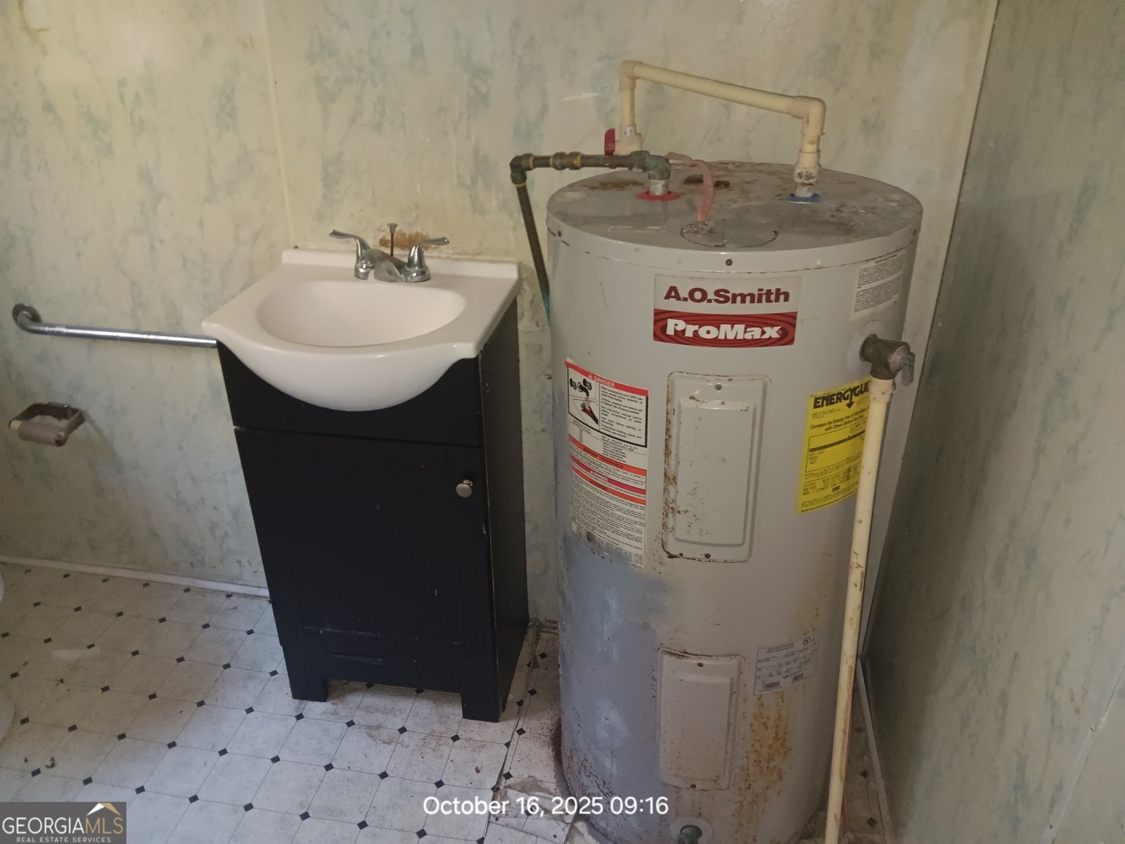 1530 Parker Road Sparta - 45