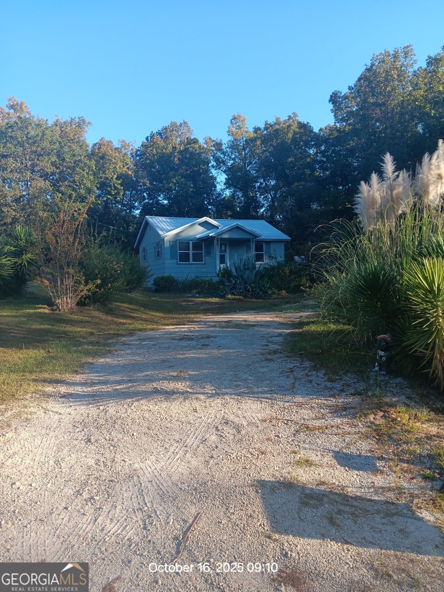 1530 Parker Road Sparta - 67