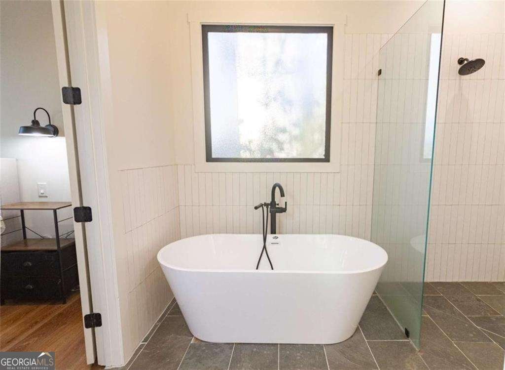 1335 Daybreak Road Cleveland - 32