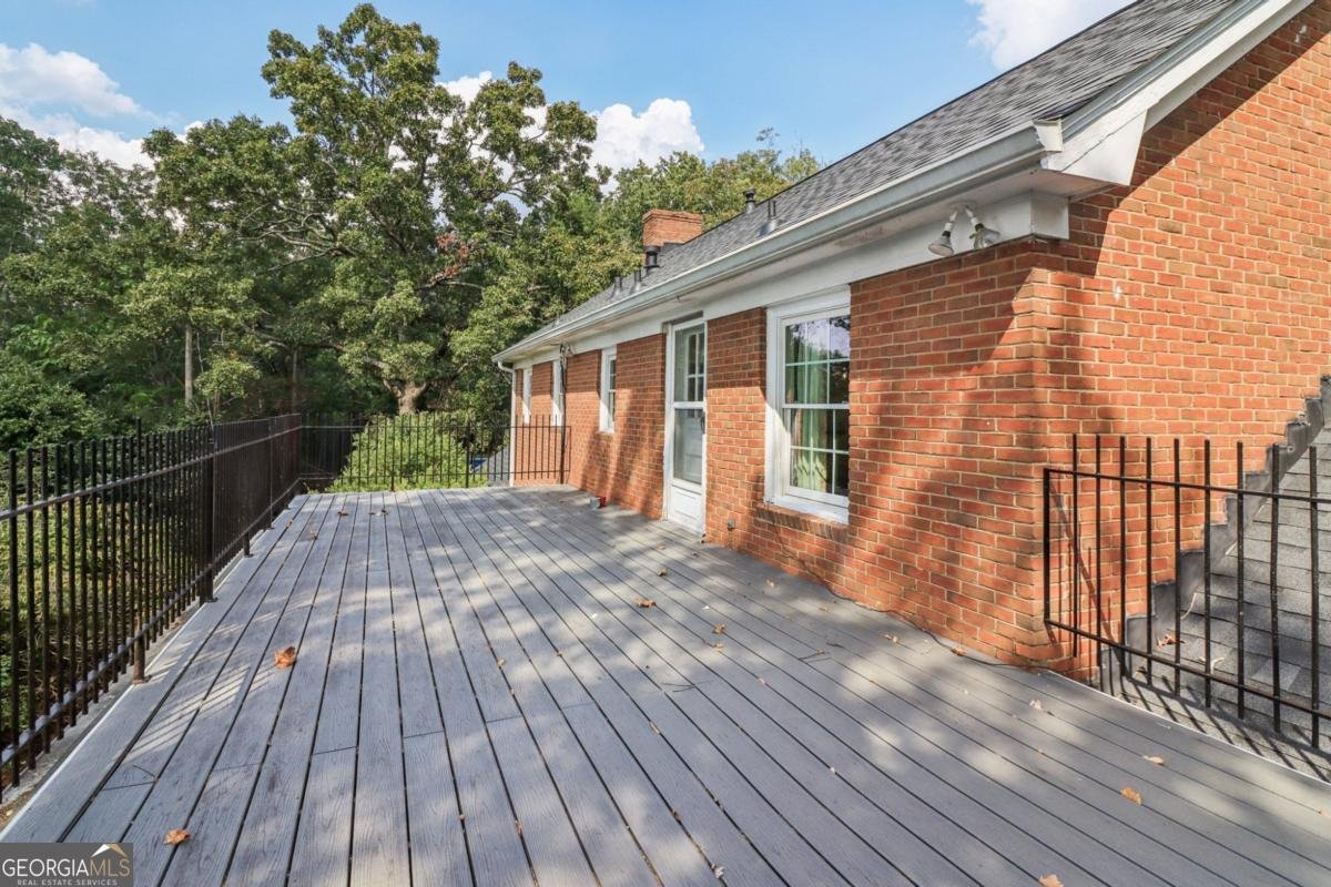 1441 Beaumont Drive Kennesaw - 40