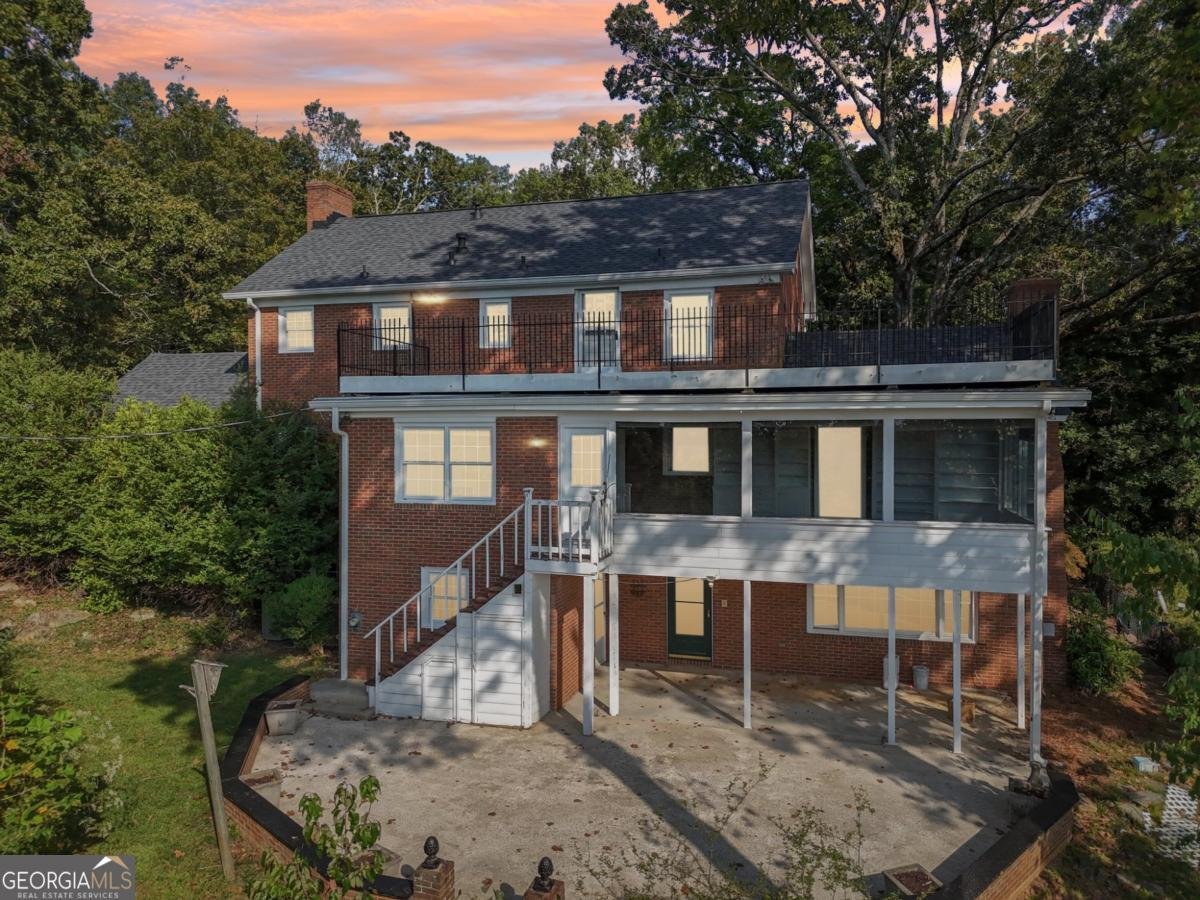 1441 Beaumont Drive Kennesaw - 98