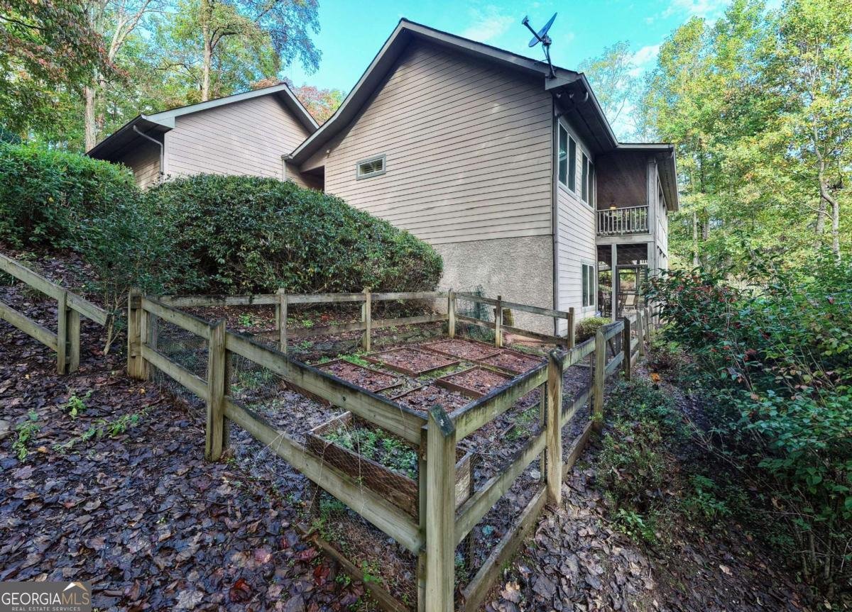 197 Eagles View Road Hayesville - 45