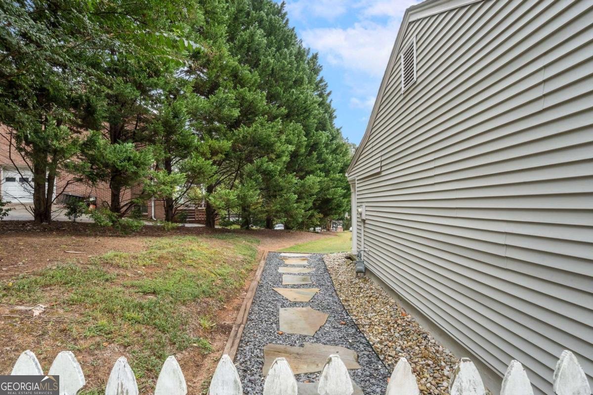6027 PEACHMONT Terrace Peachtree Corners - 17
