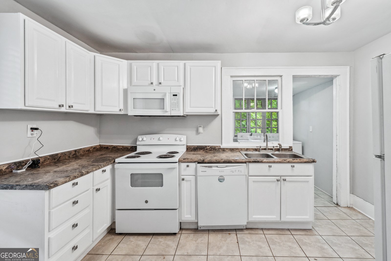 944 Deckner Avenue Atlanta - 4