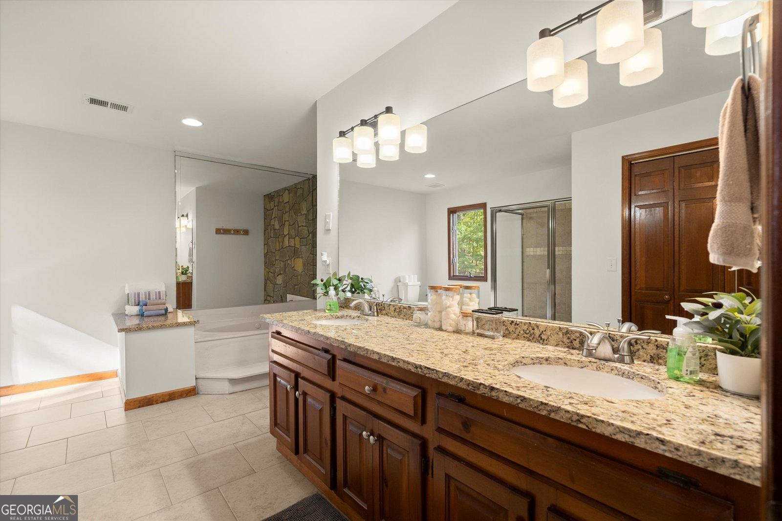 894 Lake Arrowhead Drive Waleska - 37