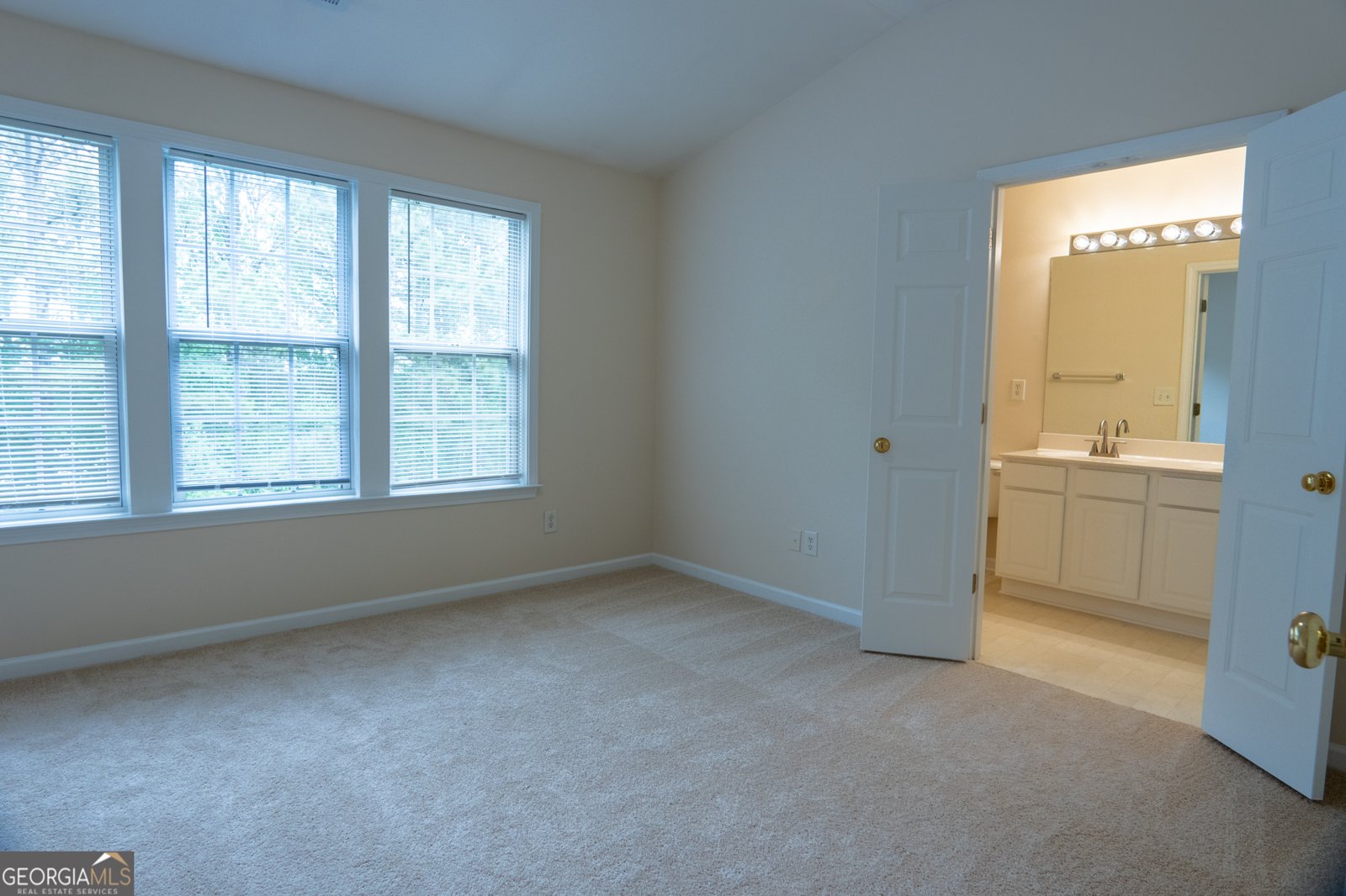 5587 Trace Views Drive Norcross - 14