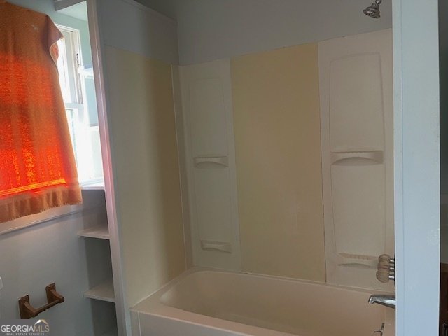 601 Nottingham Street Thomaston - 11