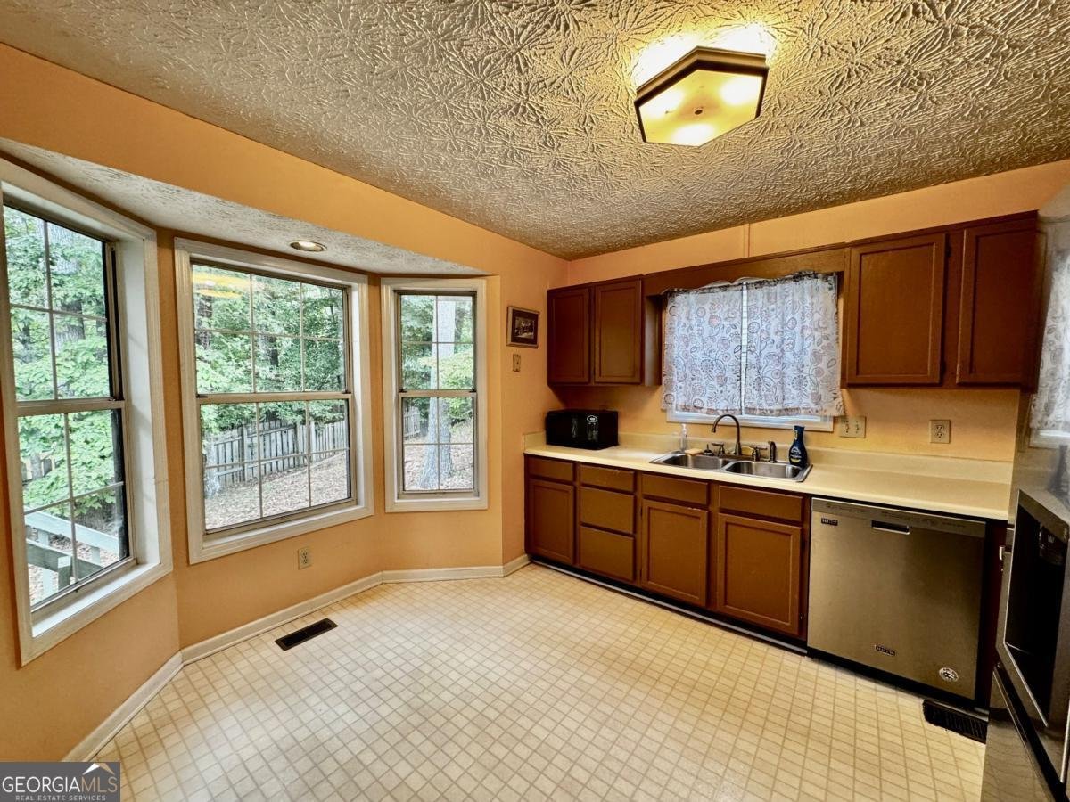 1270 Mountain Springs Drive Kennesaw - 6