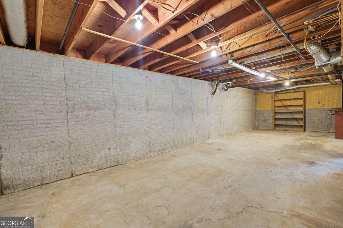 1502 Wood Thrush Way Marietta - 17