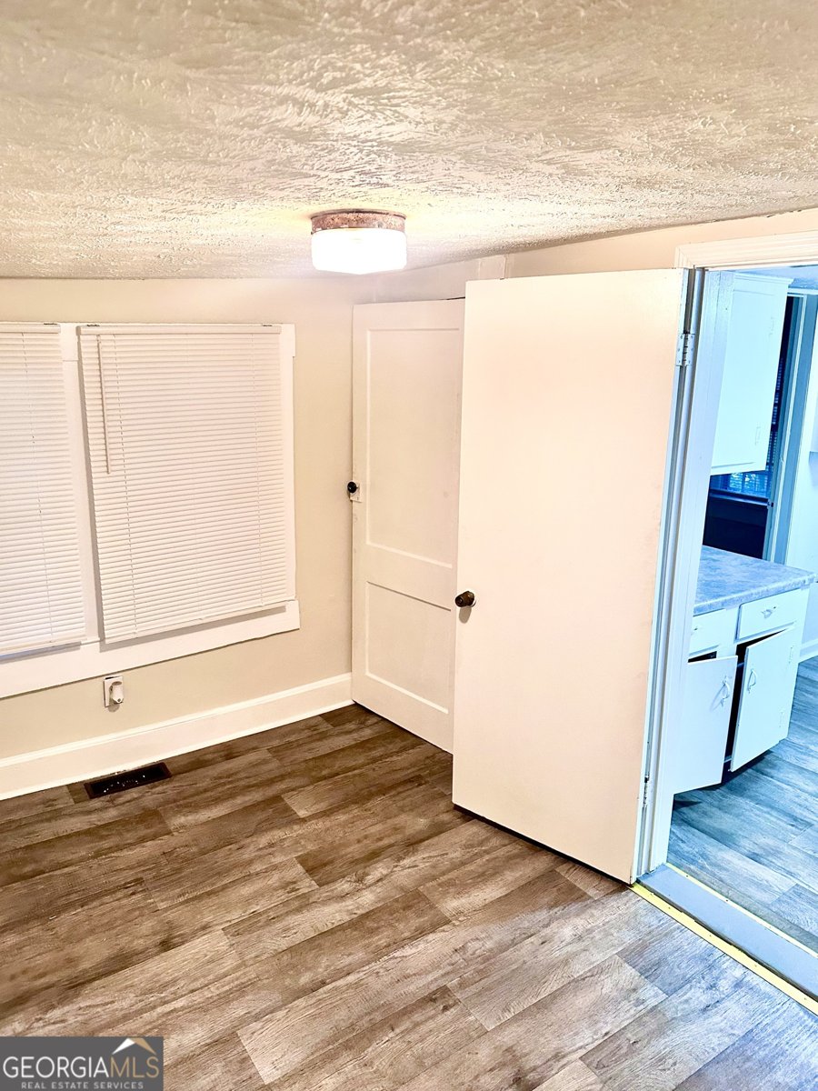 107 1st Street Barnesville - 22