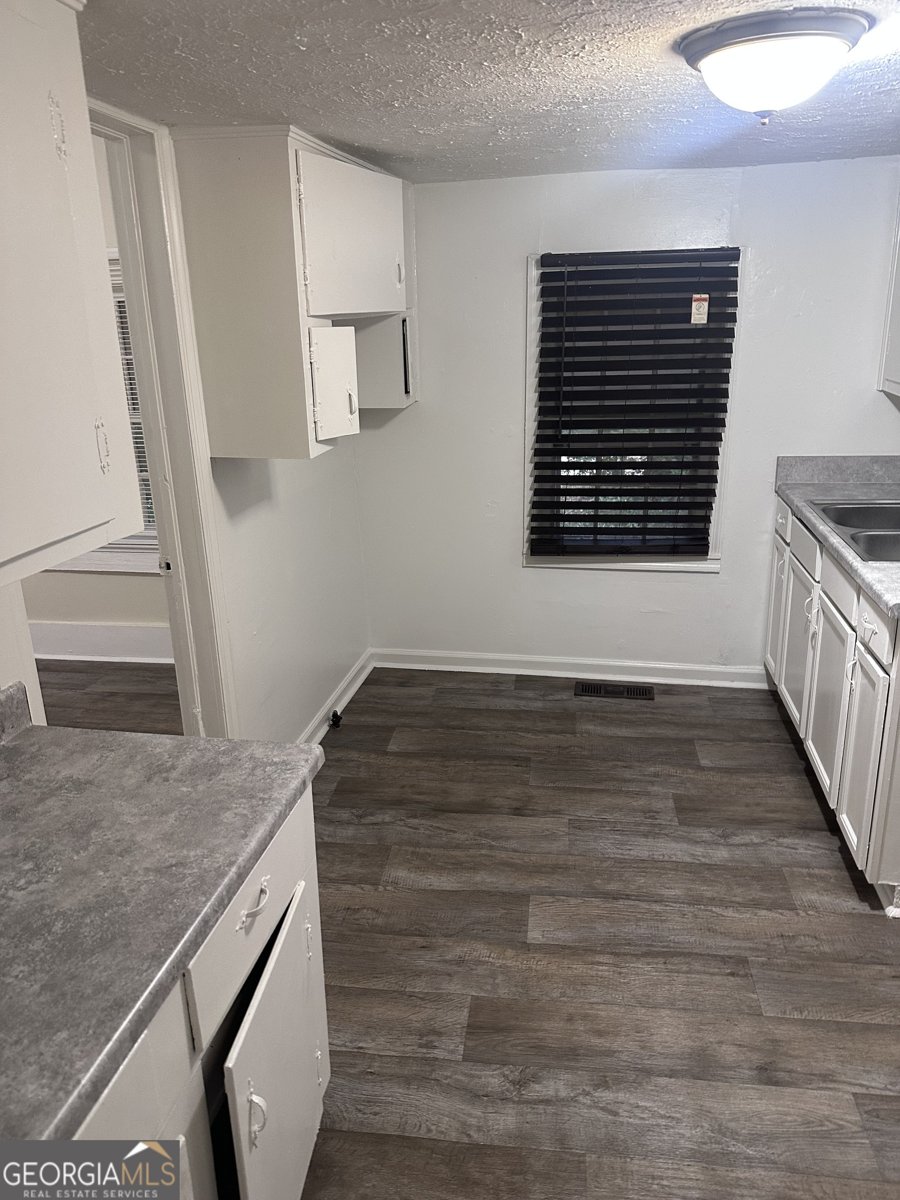 107 1st Street Barnesville - 25