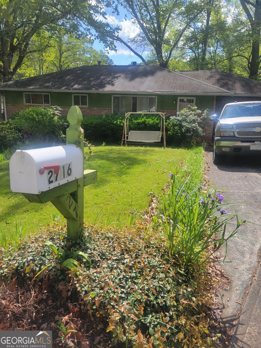 2716 Bonnybrook Drive Atlanta - 1