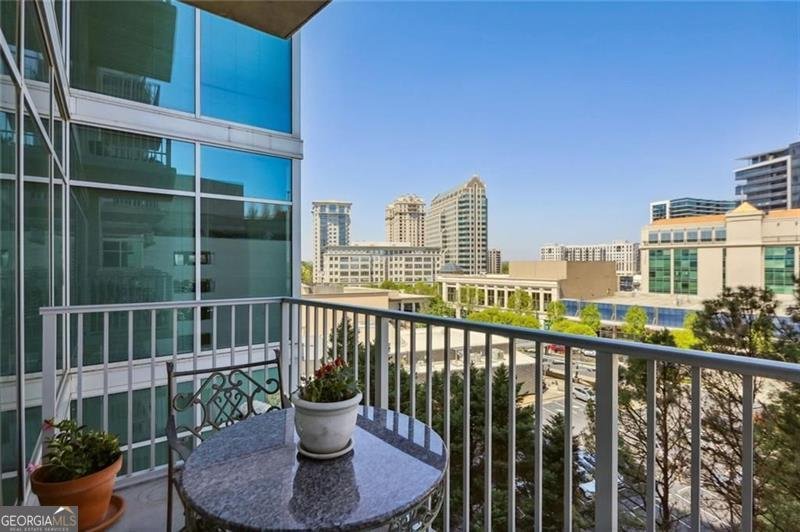 250 PHARR Atlanta - 11