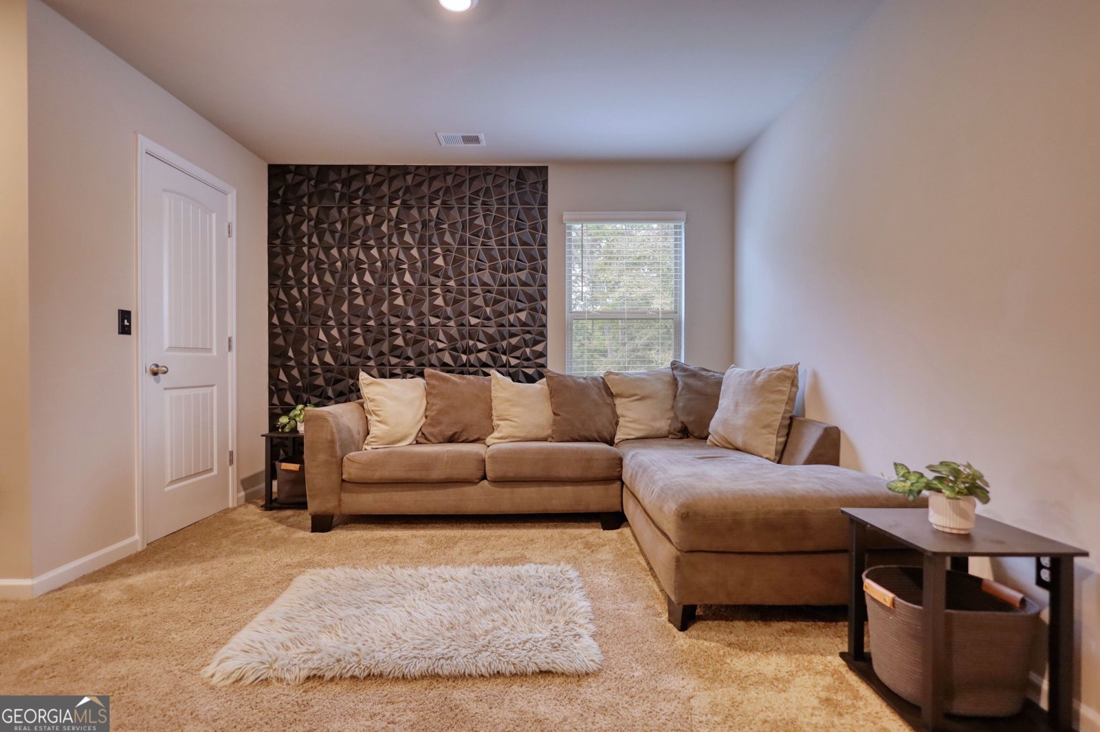 110 CHAPEL HEIGHTS Way Covington - 18