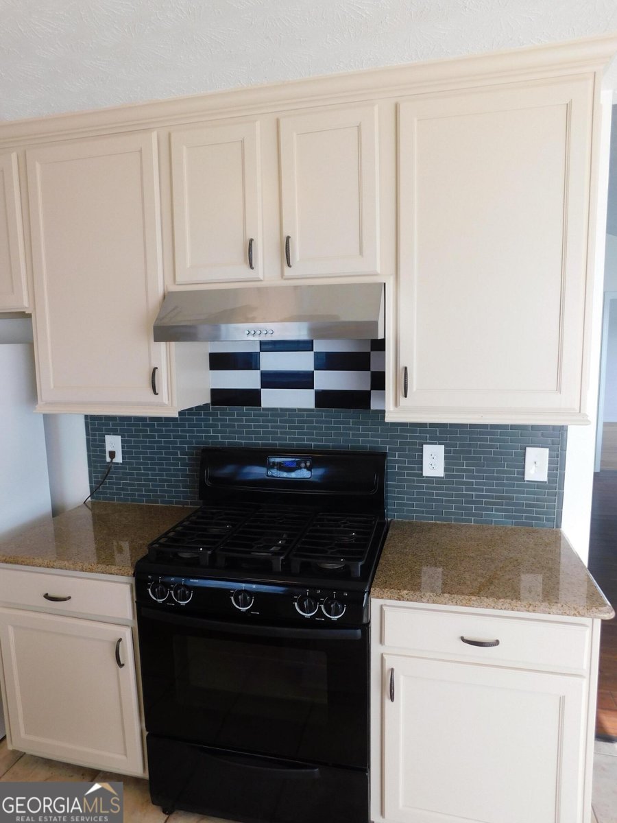 2783 Mill Lake Way Morrow - 16