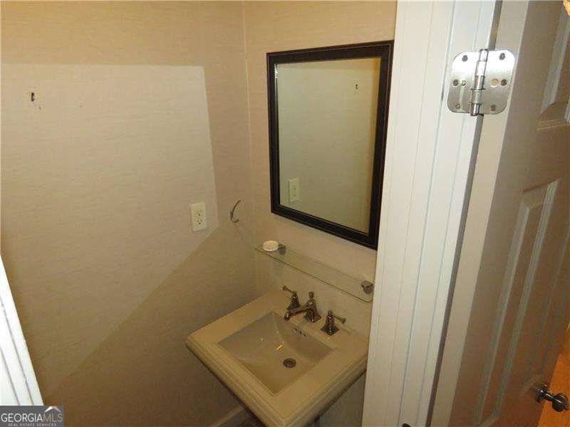 668 Kennesaw Avenue Atlanta - 12