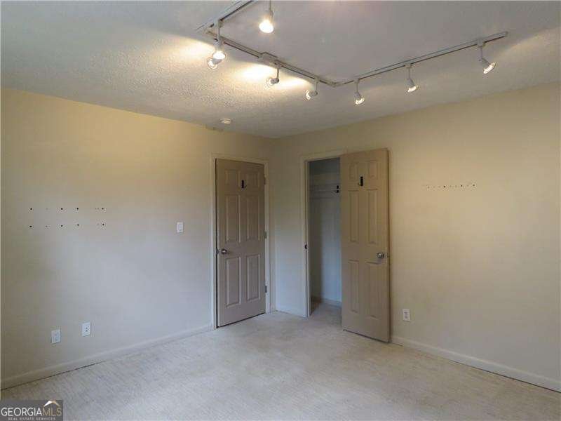 668 Kennesaw Avenue Atlanta - 18