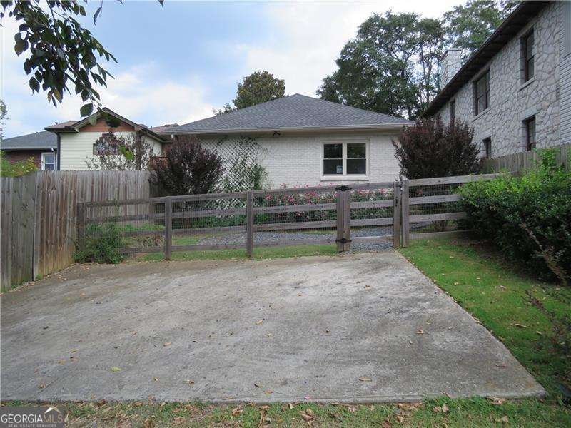 668 Kennesaw Avenue Atlanta - 33