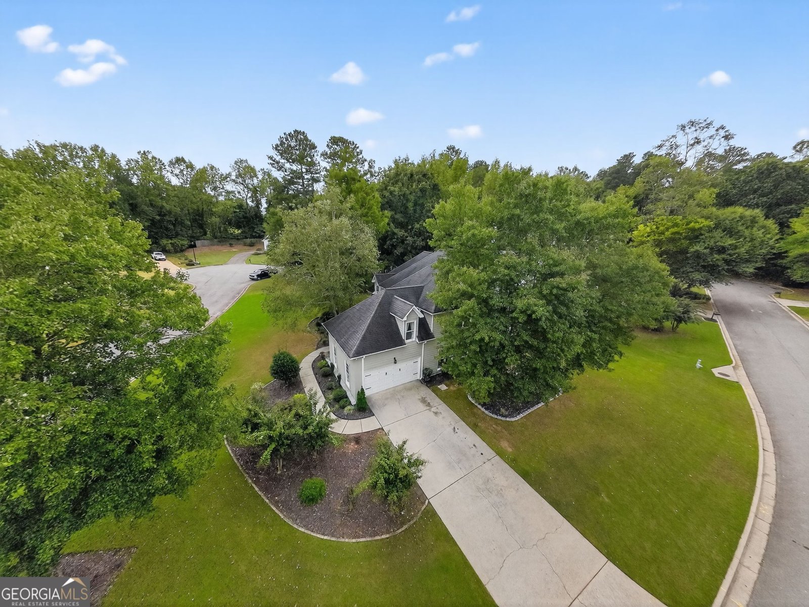 5720 Emerald Falls Way Sugar Hill - 2