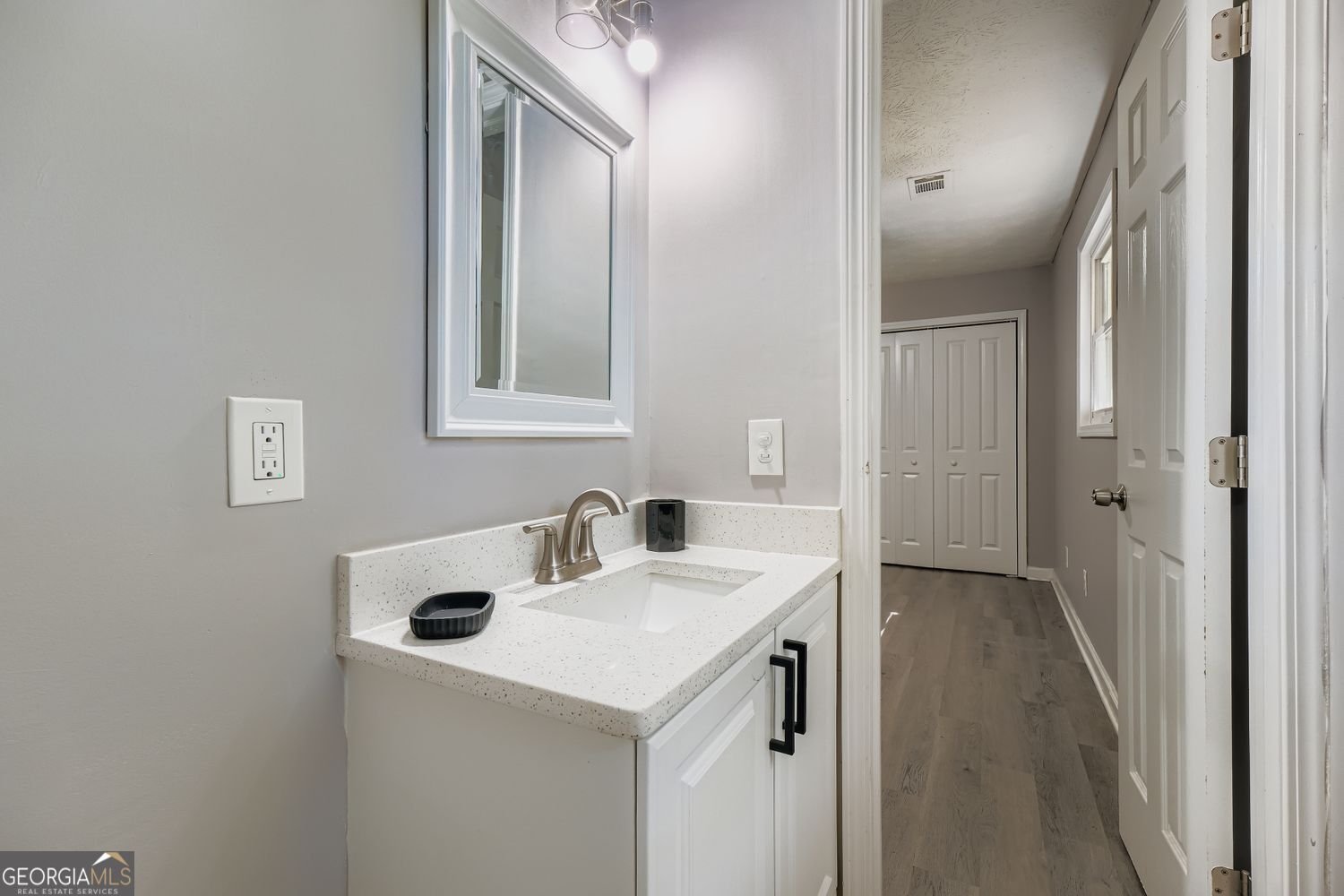 4229 Clearview Drive Douglasville - 20