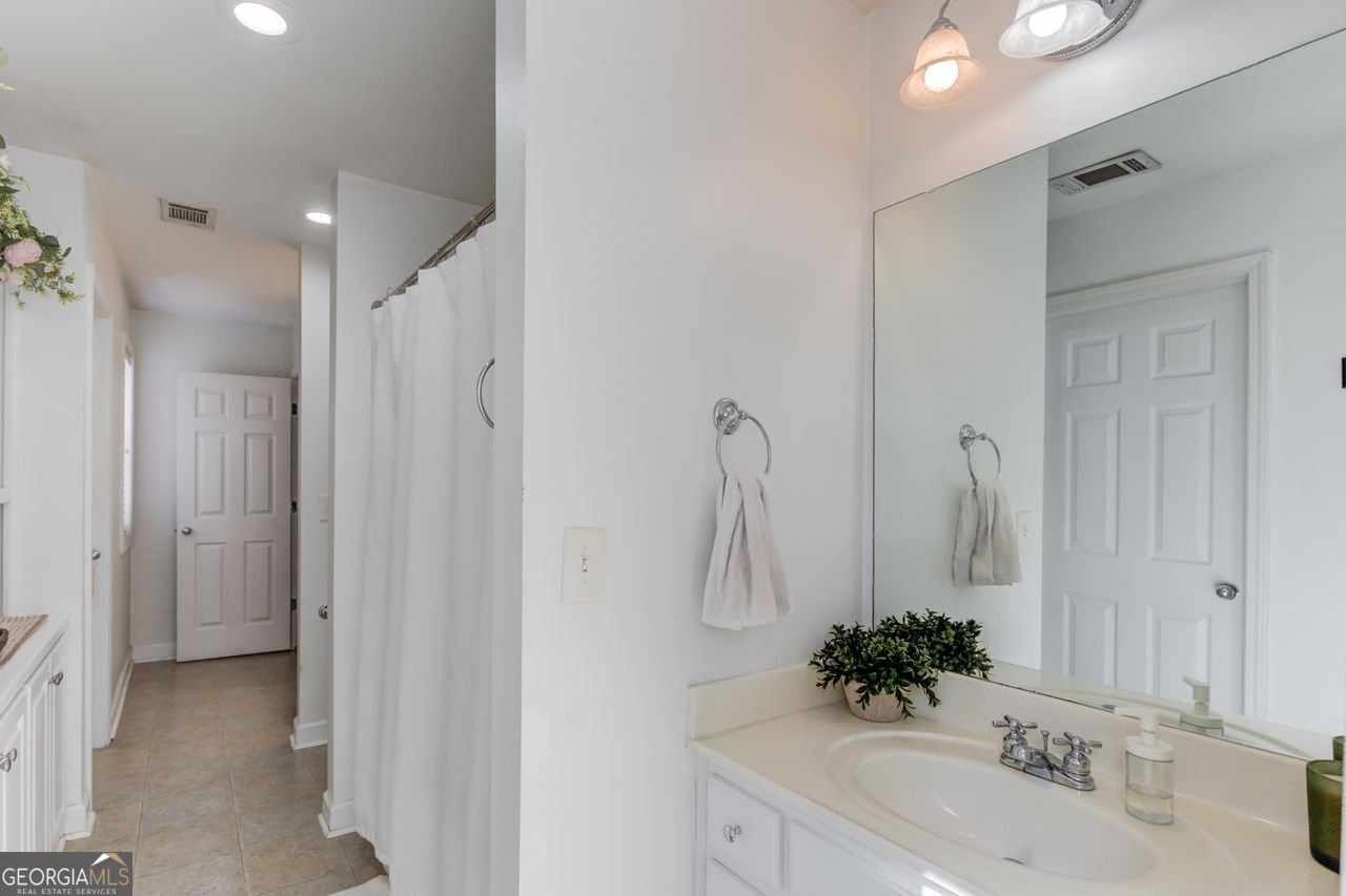 4638 COBB GRIFFIN Gillsville - 35