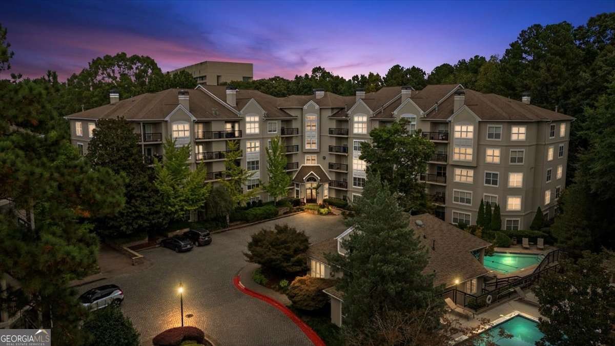 2405 River Green Drive Atlanta - 1