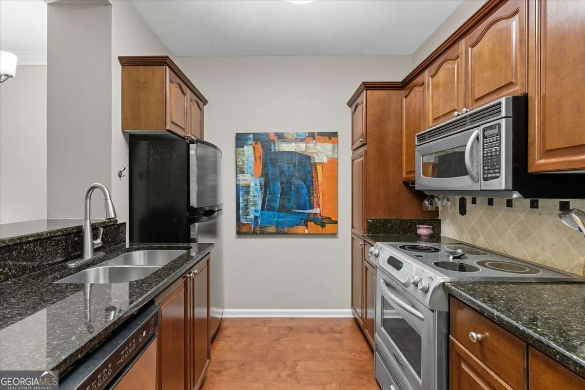 2405 River Green Drive Atlanta - 10