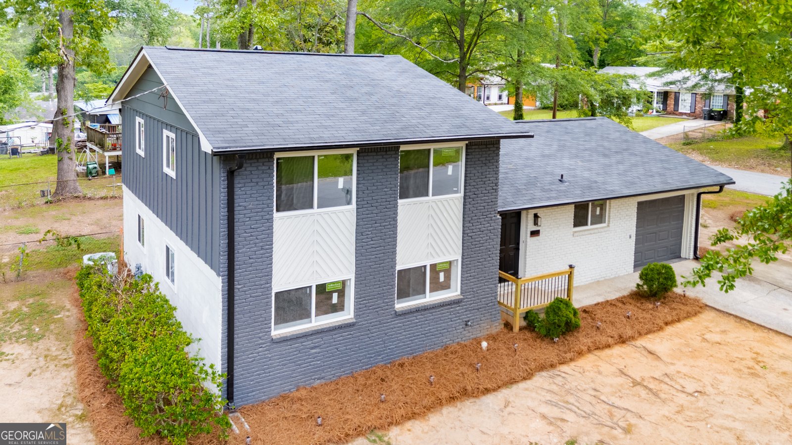 410 Queen Aliese Lane Jonesboro - 32