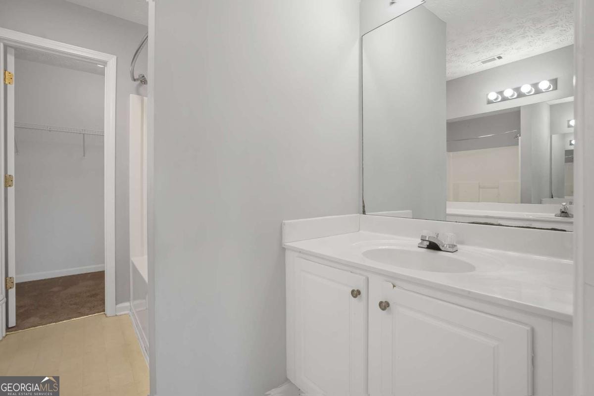 2372 Johnson Road Atlanta - 8